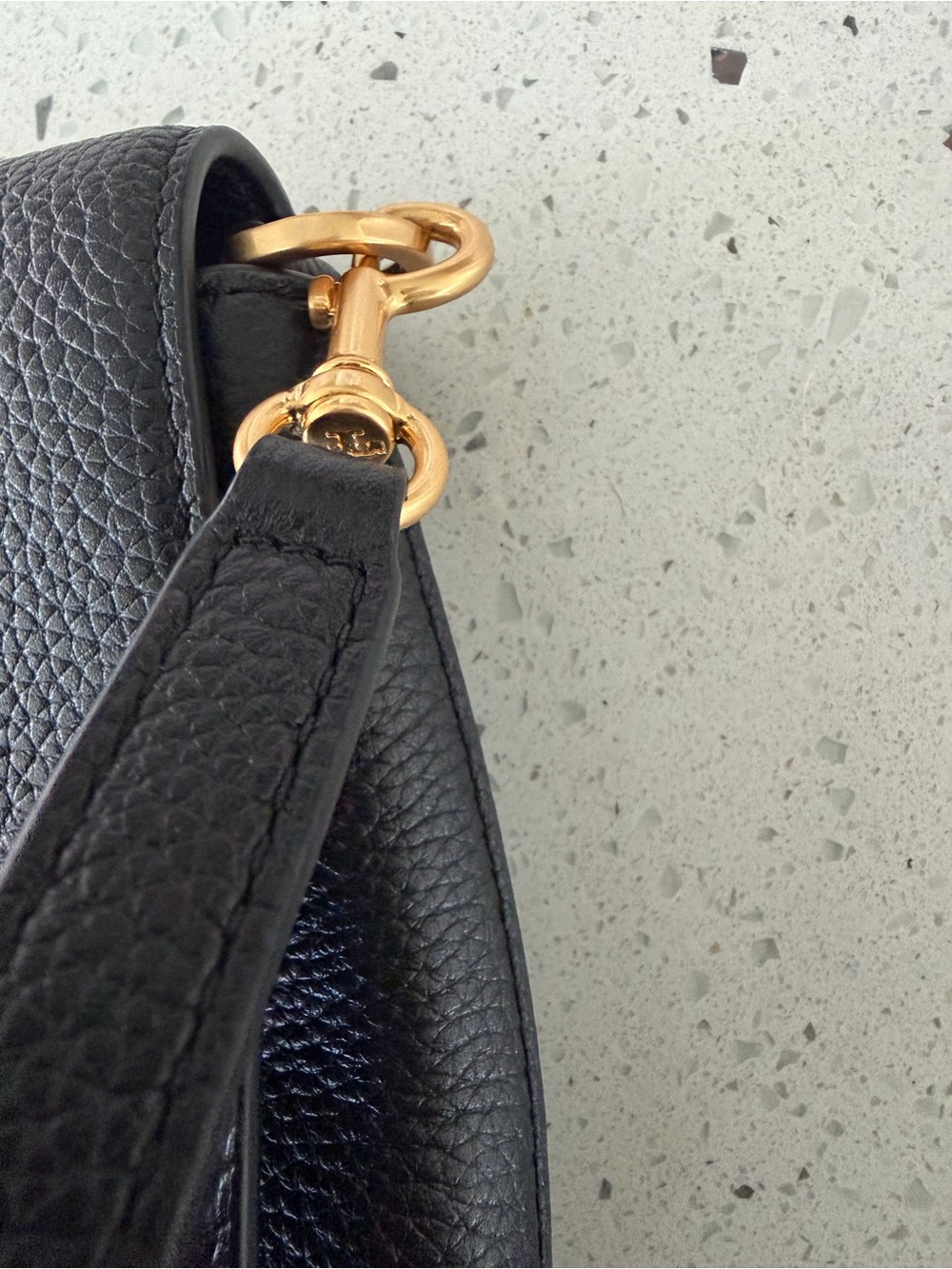 Tory Burch Black Pebbled Leather Crossbody Shoulder Bag with Gold Logo - Picture 7 of 9